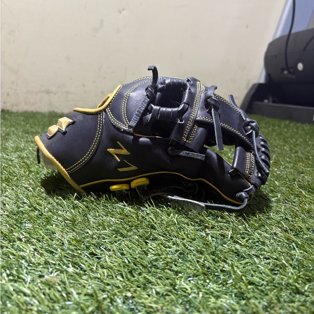 Jordan Black and Yellow Baseball Glove
